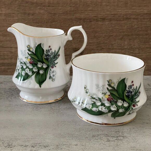 Vintage Royal Windsor Lily of the Valley Creamer Open Sugar Bowl Bone China - Picture 1 of 9
